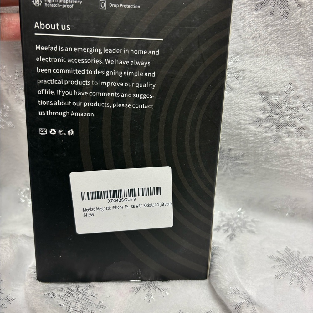 MeeFad Black IPhone 15 Smartphone Case - Picture 3 of 6